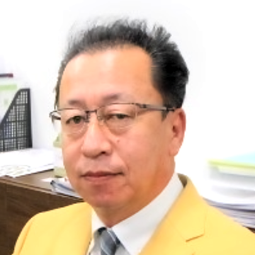 小高　稔行の写真